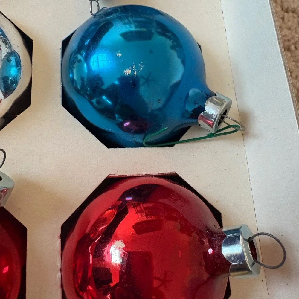 Pyramid Jumbo Christmas Ornaments 15pc Red Blue Silver Gold Made in USA‎ Vintage